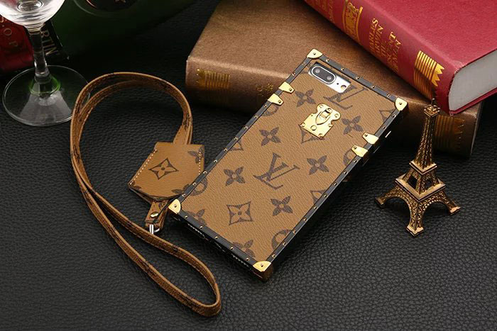 Louis Vuitton Eye Trunk iPhone 7 and 7 Plus Case