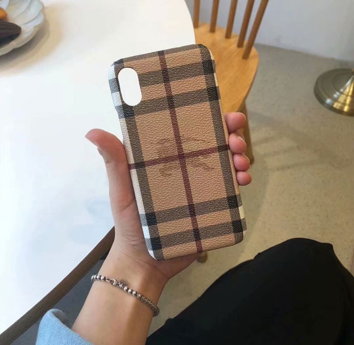 iphone xr case burberry