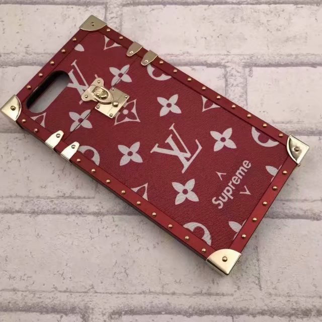 Louis Vuitton Metal Eye Trunk Phone Case For iPhone 8 Plus iPhone 6 7 8 Plus Xr X Xs Max