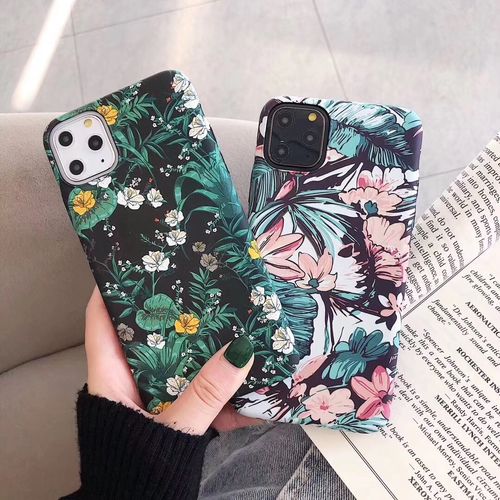 Small floral luminous hard phone case