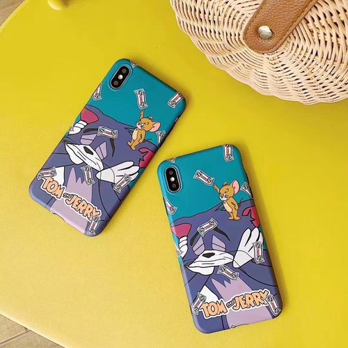 Fun cat and mouse matte phone case