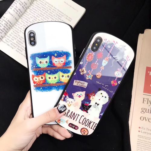 Snow Cat Glass Phone Case