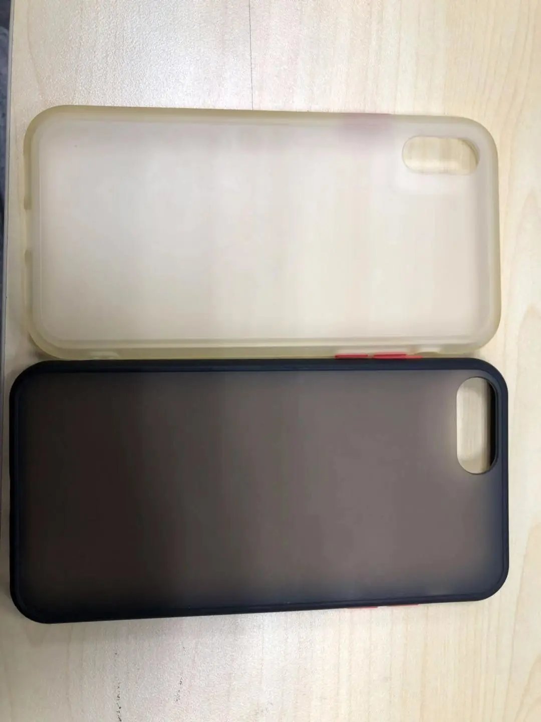 Difference between two mobile phone cases
