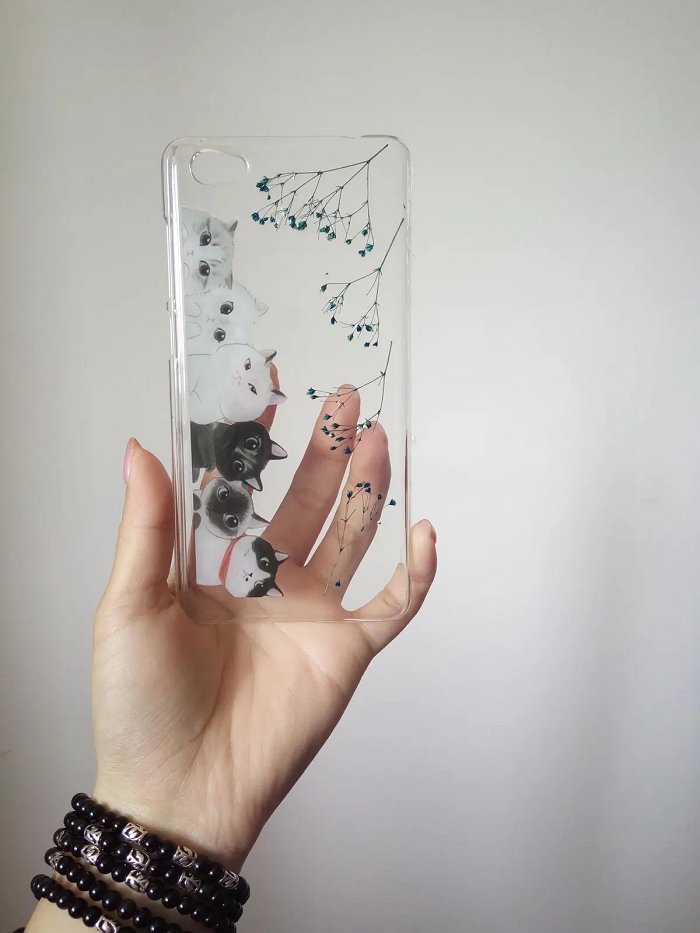 Dried flower phone case tutorial