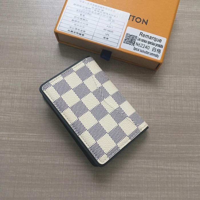 2018 Louis Vuitton Limited Edition Wallet 7.5x 11.0cm