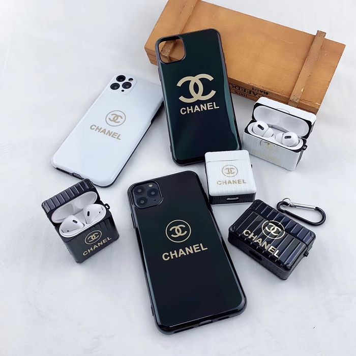 Glass Chanel 7 / 7 plus / x / xr / xs max / 11 / 11 pro / 11 pro max case