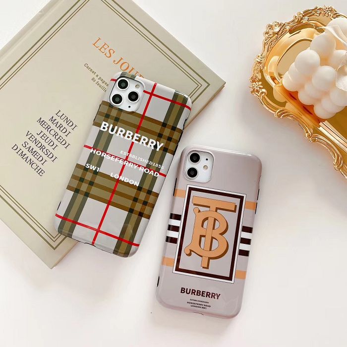 Smooth Burberry 7 / 7 plus / x / xr / xs max / 11 / 11 pro / 11 pro max case