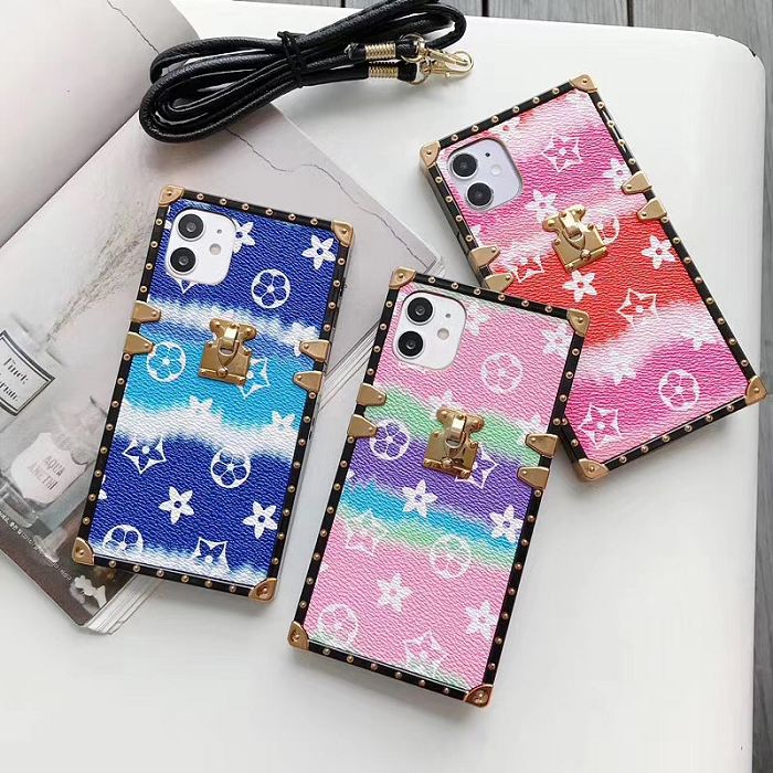 Beach Louis Vuitton 7 / 7 plus / x / xr / xs max / 11 / 11 pro / 11 pro max Case